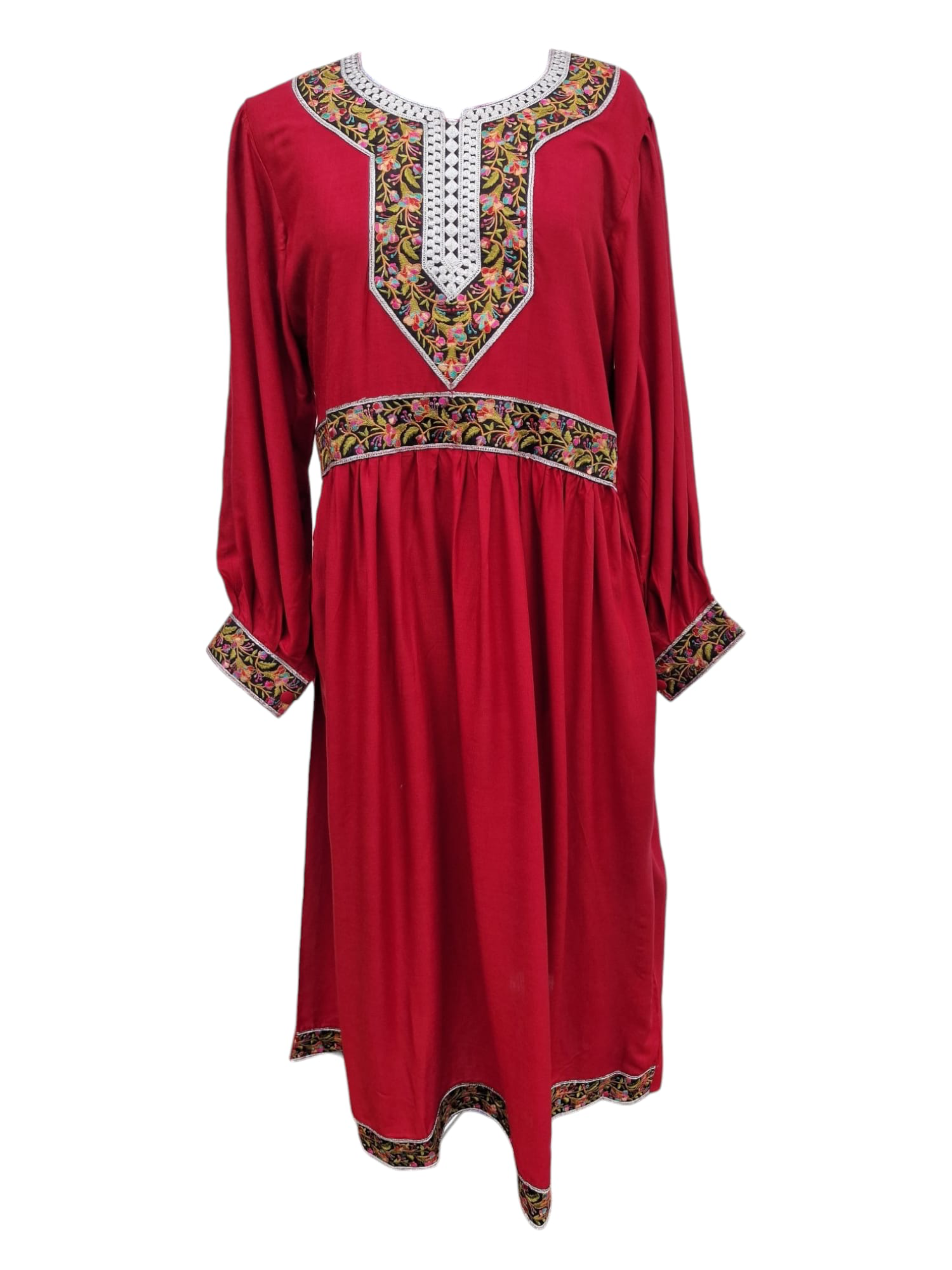 Afghaninspirerad klännig med färgglad brodyr Vinröd