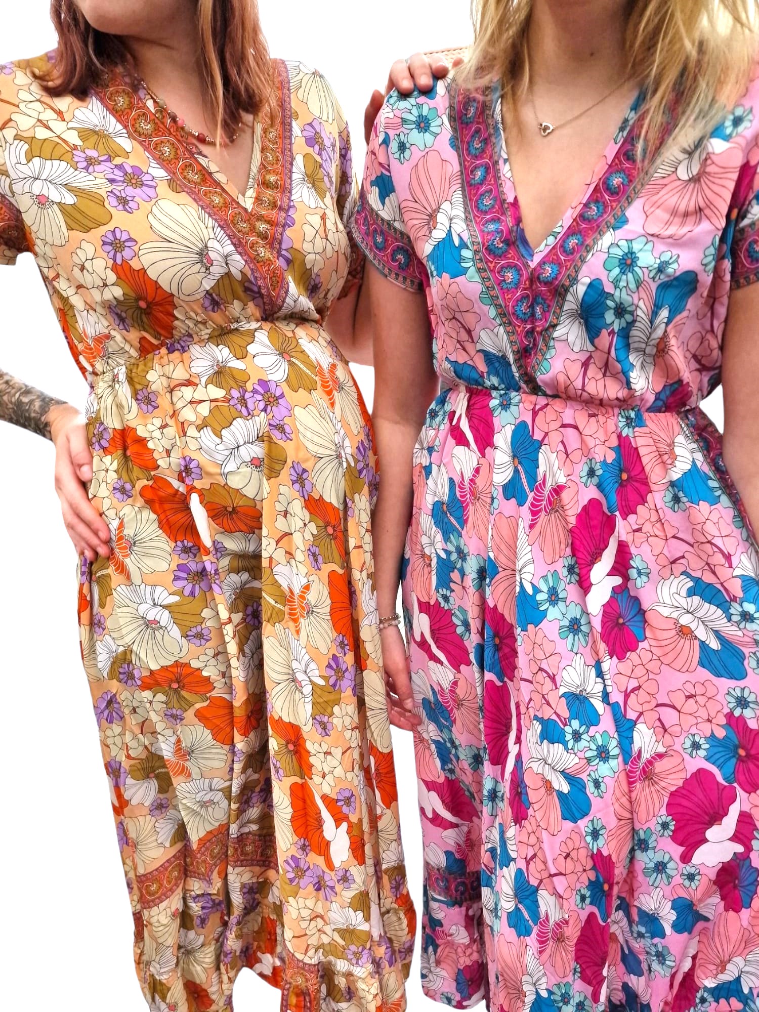 T-shirt klänning med vid kjol och blommönster Modeller